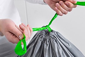 Как выбрать пакет для мусора: особенности и характеристики